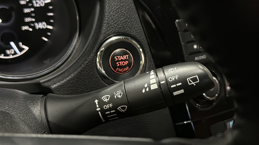 Used 2020 Nissan Rogue SL AWD/4WD image 35