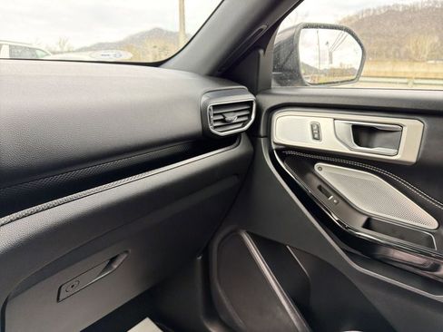 Used 2021 Ford Explorer ST w/ Equipment Group 401A image 24