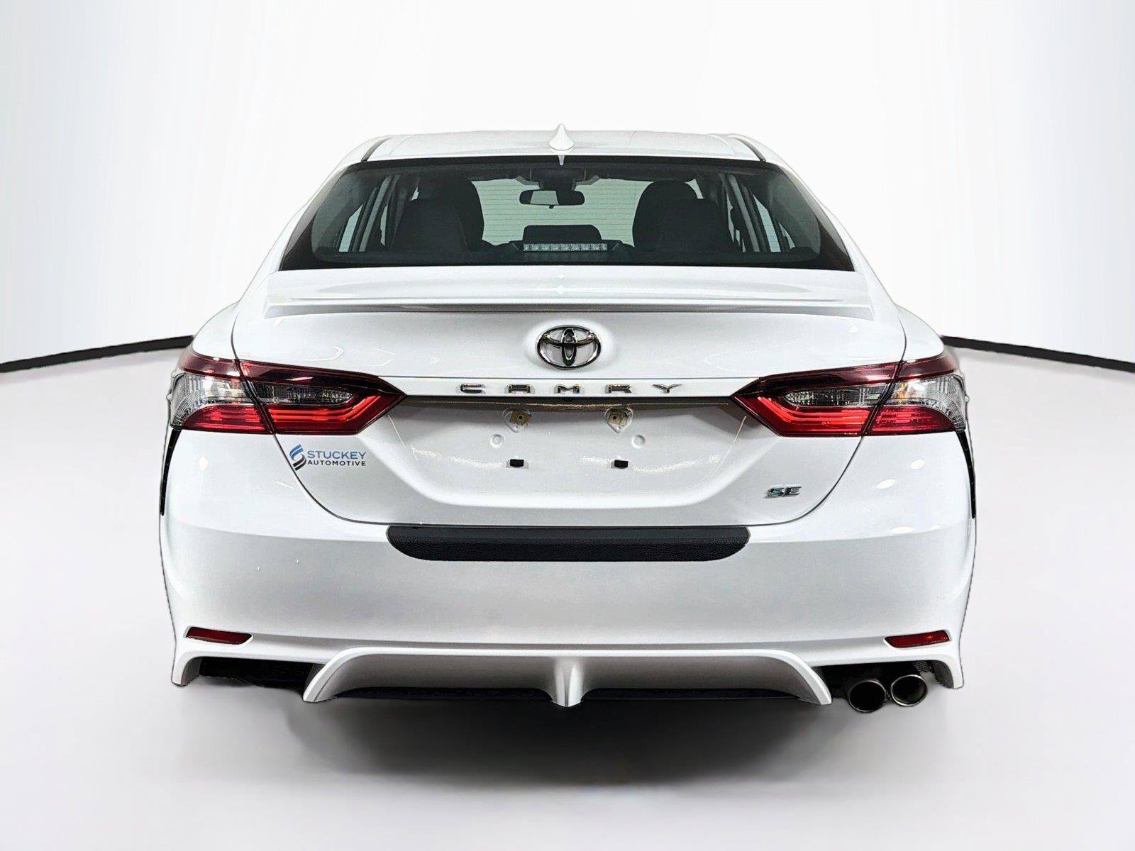 Used 2023 Toyota Camry SE FWD image 10