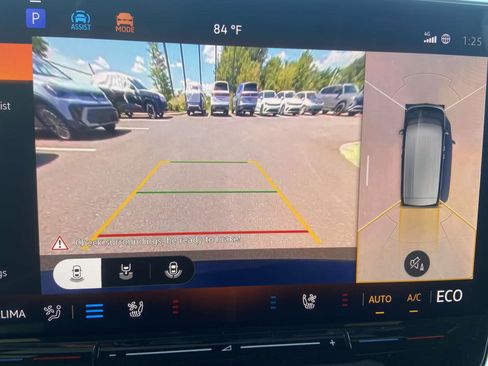 New 2025 Volkswagen ID. Buzz Pro S Plus image 26