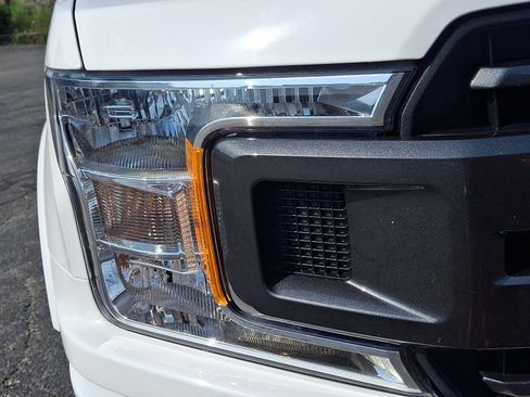 Used 2020 Ford F150 XLT w/ Equipment Group 302A Luxury AWD/4WD image 9