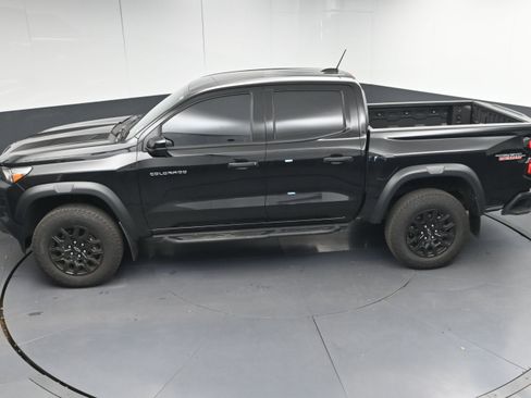 Used 2024 Chevrolet Colorado Trail Boss w/ Technology Package image 37