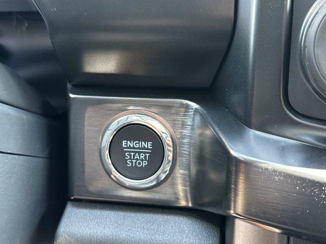 New 2026 Ford F250 Lariat w/ Black Appearance Package AWD/4WD image 25