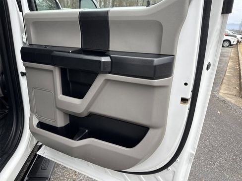 Used 2021 Ford F450 XL w/ Power Equipment Group image 19