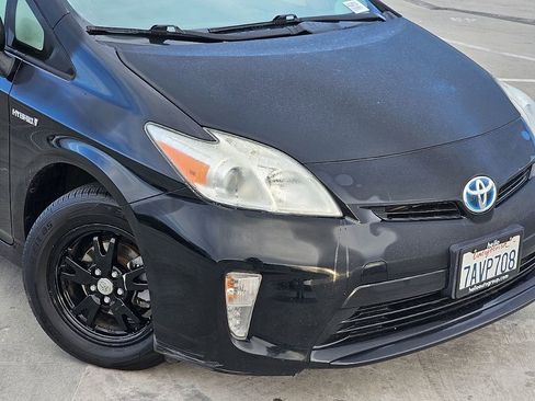 Used 2013 Toyota Prius One image 4