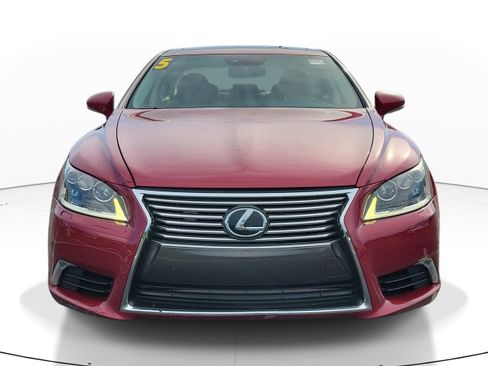 Used 2015 Lexus LS 460 w/ Comfort Package RWD image 2