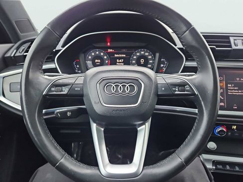 Used 2020 Audi Q3 2.0T Premium w/ Convenience Package image 29
