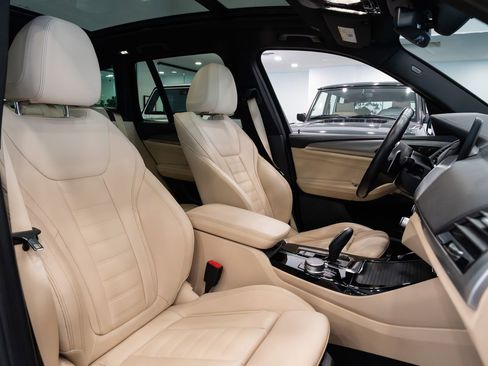 Used 2021 BMW X3 xDrive30i w/ M Sport Package image 9