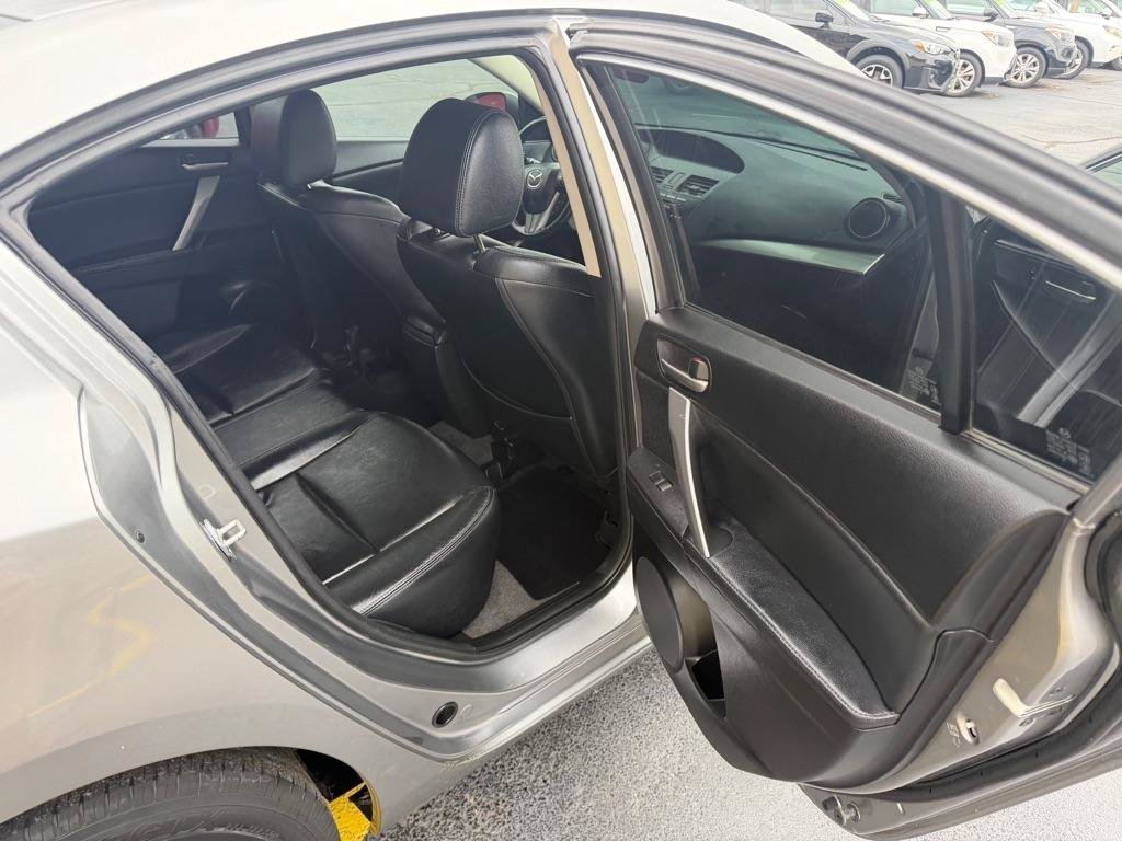 Used 2010 MAZDA MAZDA3 s Grand Touring FWD image 11