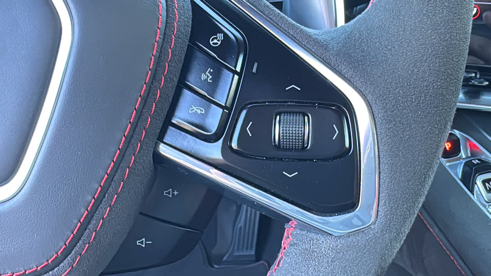 Certified 2022 Chevrolet Corvette Stingray Premium Conv w/ Z51 Performance Package RWD image 14