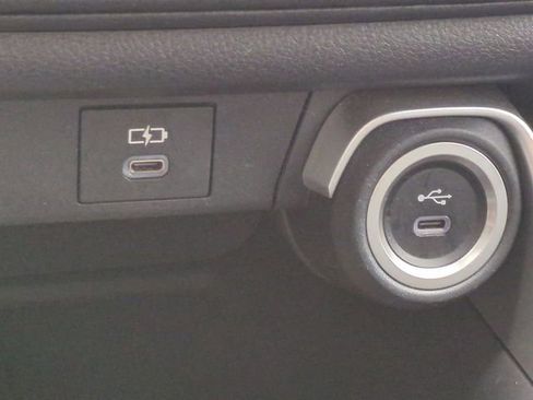Used 2025 Toyota Grand Highlander FWD image 26