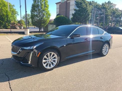 Used 2023 Cadillac CT5 Luxury w/ Cold Weather Package AWD/4WD image 3
