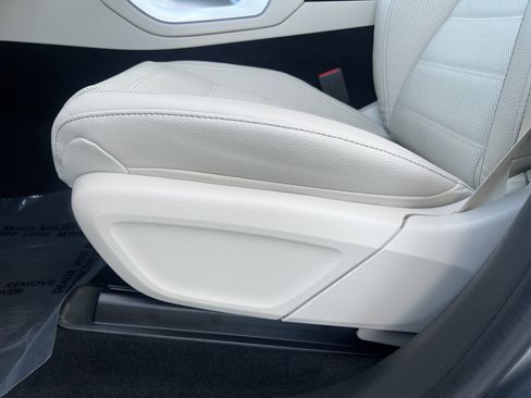 New 2026 Mercedes-Benz GLE 450 450 4MATIC image 12