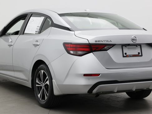 Used 2021 Nissan Sentra SV FWD image 4