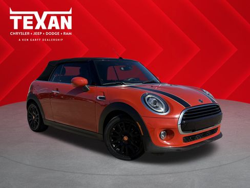 Used 2021 MINI Cooper Cooper w/ 6.5" Touchscreen Package image 1