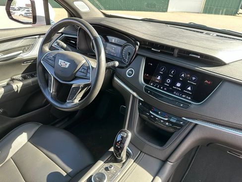Used 2024 Cadillac XT5 Sportv AWD/4WD image 33