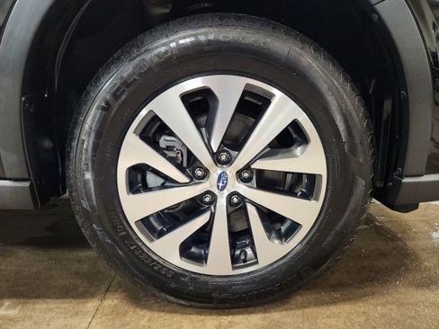 Used 2022 Subaru Outback Premium image 34