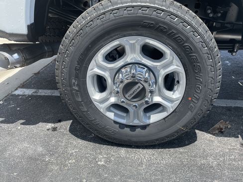 New 2025 Ford F350 XLT w/ 360-Degree Camera Package image 9