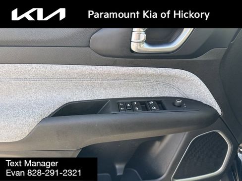 Used 2024 Jeep Compass Sport image 16