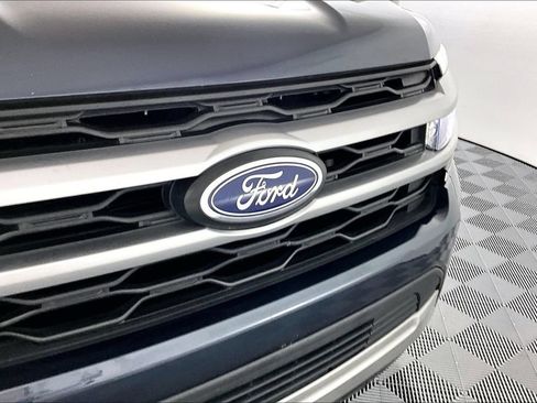 Used 2023 Ford Expedition XLT RWD image 31
