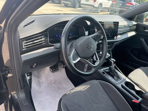 Used 2025 Volkswagen Jetta Sport FWD image 13