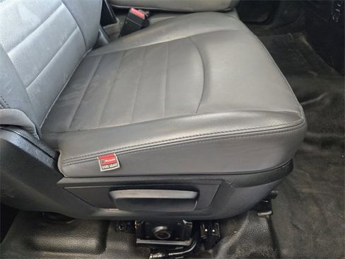 Used 2018 RAM 3500 Tradesman w/ Power & Remote Entry Group image 25