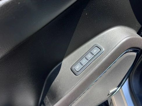 Used 2018 Chevrolet Tahoe LT AWD/4WD image 22