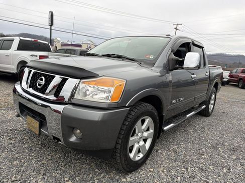 Used 2014 Nissan Titan SL w/ SL Moonroof Package image 1