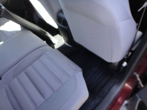 Used 2019 Honda CR-V LX image 12