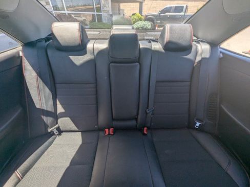 Used 2016 Toyota Camry SE FWD image 22