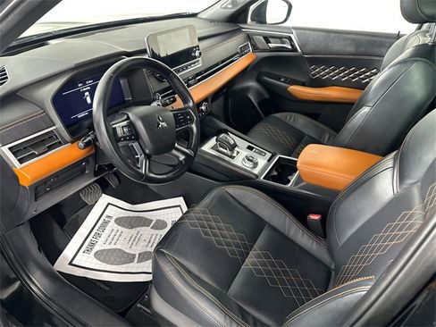 Used 2022 Mitsubishi Outlander SEL image 24