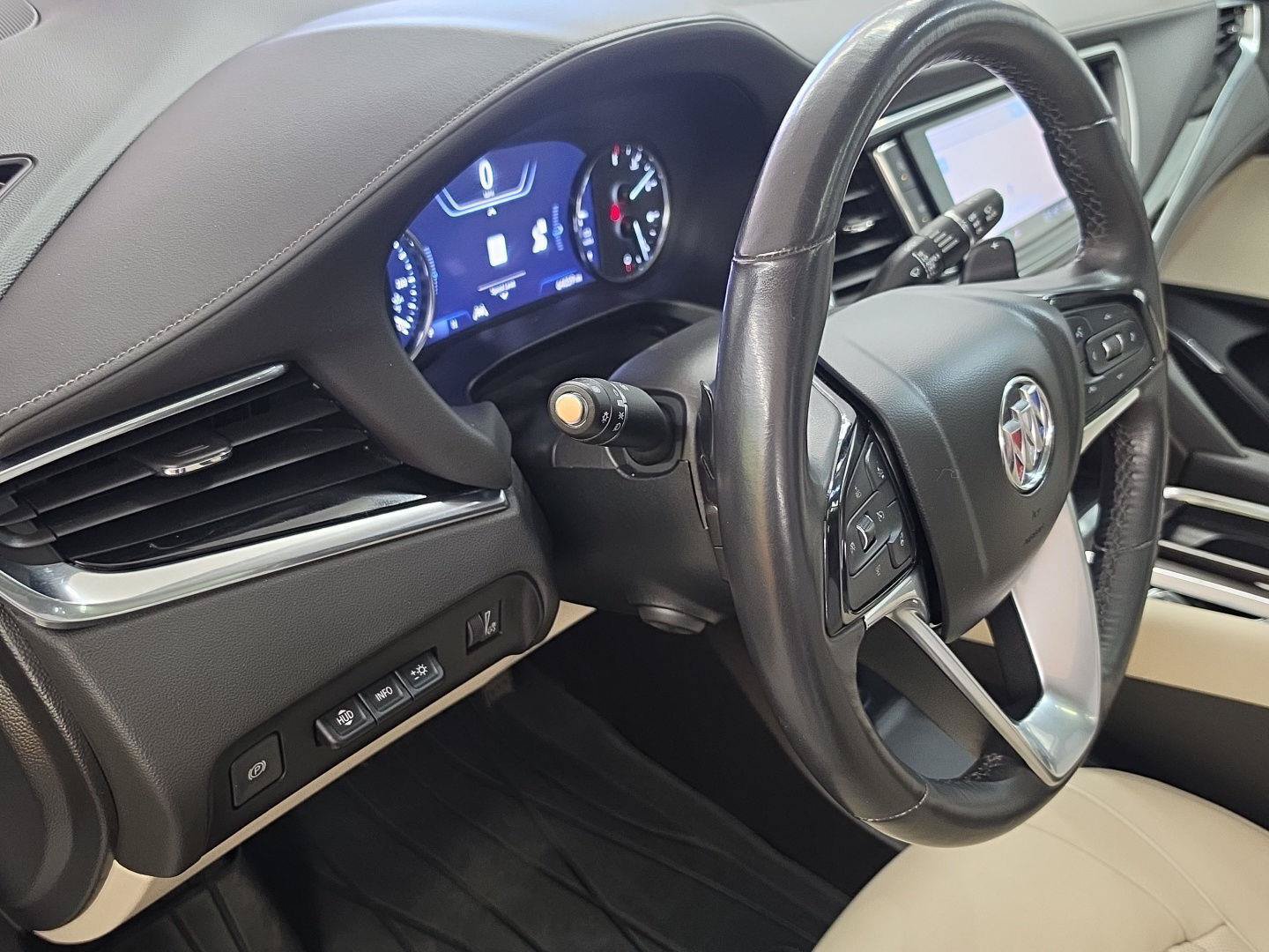 Used 2023 Buick Enclave Avenir w/ LPO, Floor Liner Package AWD/4WD image 13