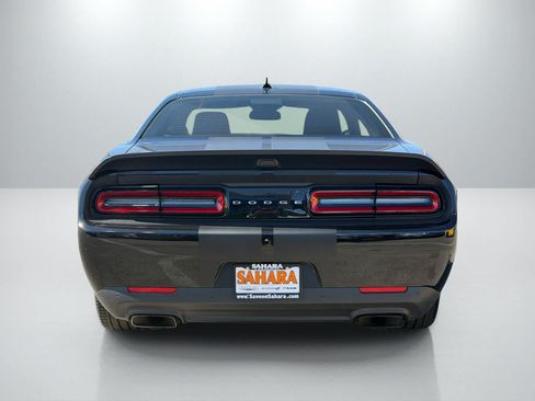 Used 2023 Dodge Challenger SRT Hellcat RWD image 5