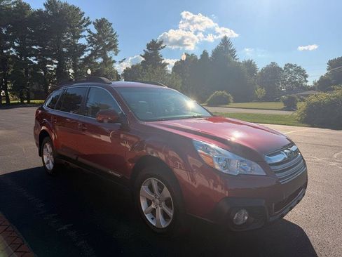 Used 2013 Subaru Outback 2.5i Premium w/ Popular Pkg 1A AWD/4WD image 4
