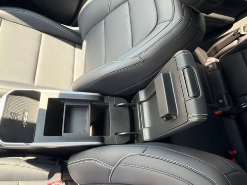 New 2027 GMC Terrain Elevation w/ Elevation Premium Package AWD/4WD image 25