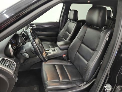 Used 2021 Jeep Grand Cherokee Limited image 18