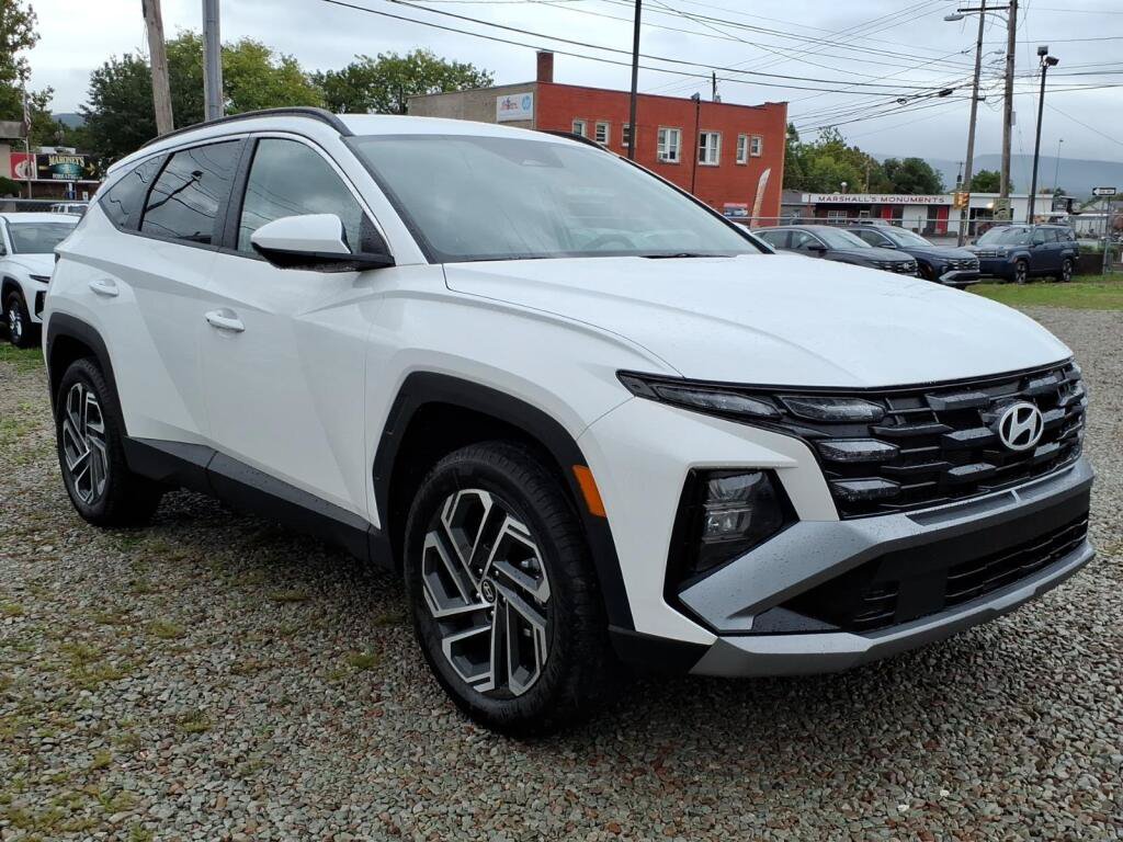 New 2026 Hyundai Tucson SEL Plus AWD/4WD image 2