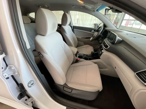 Used 2019 Hyundai Tucson SE AWD/4WD image 23