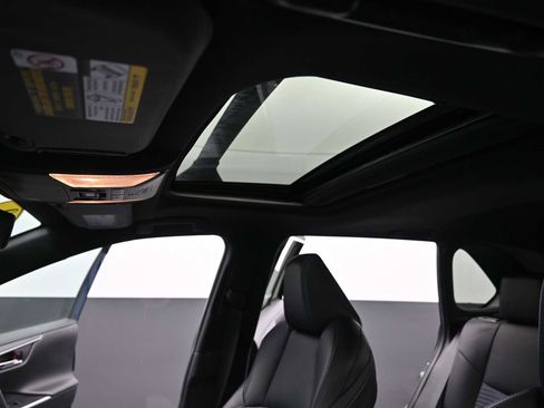 Used 2020 Toyota RAV4 XSE image 15