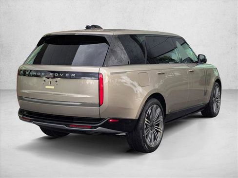 New 2026 Land Rover Range Rover Long Wheelbase SE AWD/4WD image 2