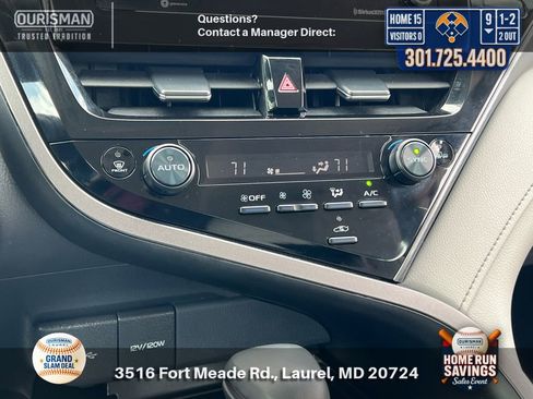 Used 2024 Toyota Camry SE image 14