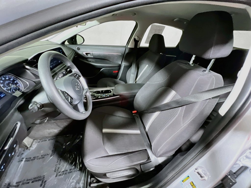 Used 2023 Hyundai Sonata SE FWD image 18