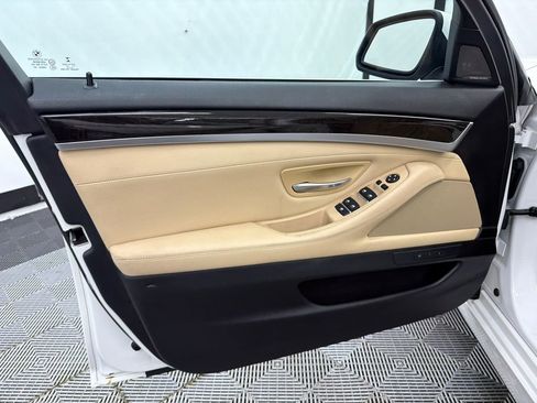 Used 2016 BMW 535i Sedan image 11