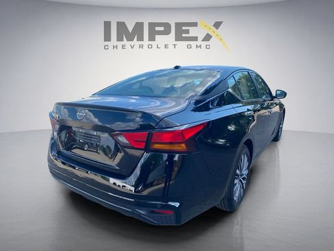 Used 2025 Nissan Altima 2.5 SV FWD image 5