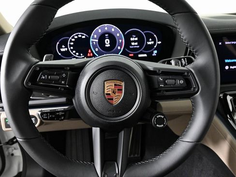 New 2025 Porsche Panamera 4 image 9