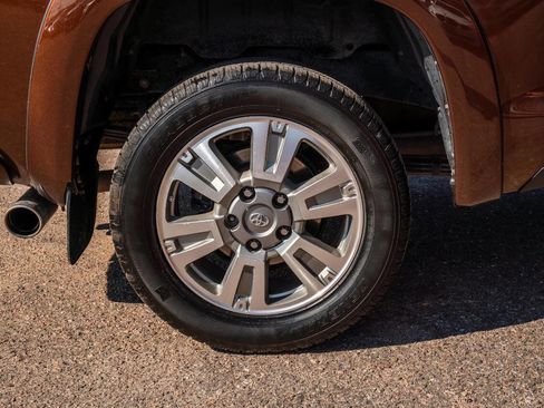 Used 2016 Toyota Tundra 1794 Edition image 32