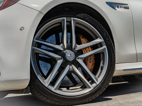 Used 2018 Mercedes-Benz E 63 AMG S image 7