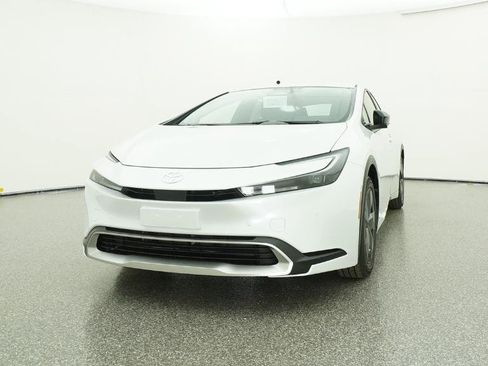 New 2026 Toyota Prius Plug-In Hybrid FWD image 36