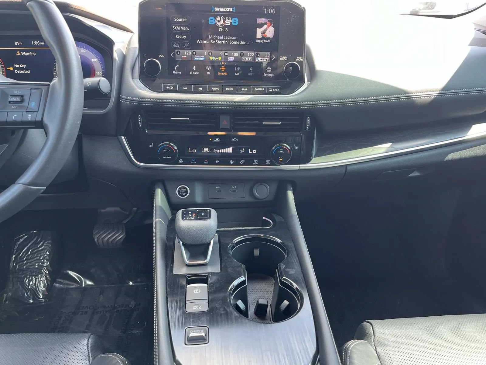 Used 2021 Nissan Rogue Platinum FWD image 17