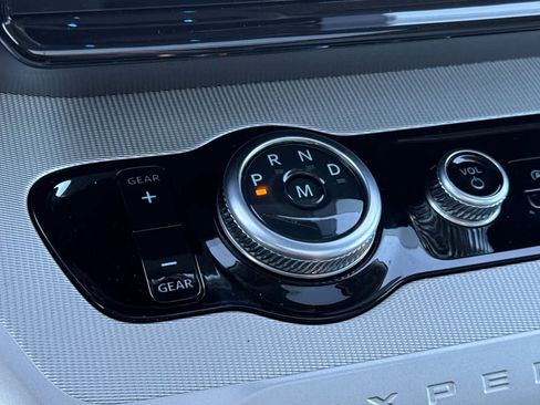 Certified 2025 Ford Expedition Max Active image 23